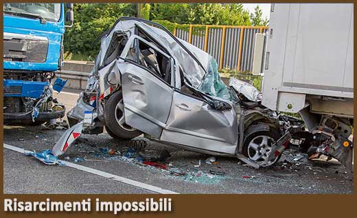 Avvocati-esperto-in-risarcimenti-per-danni-da-incidente-con-tir-e-camion